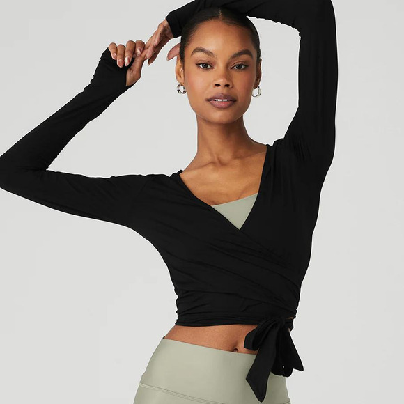 Alo Yoga Cropped Escalate Wrap Top in Black - Picture 1 of 2